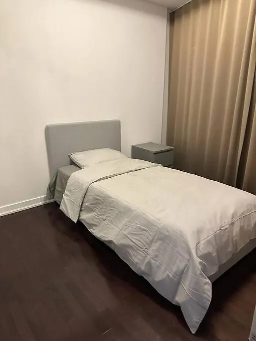 Modern, Spacious And Sleek Condo Toronto Canada