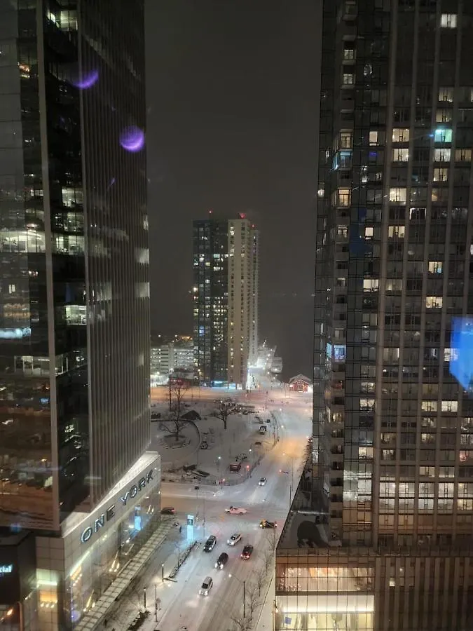 Modern, Spacious And Sleek Condo Toronto 0*,