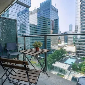 1504 Brand New Location 1br Den With Amazing View Apartment